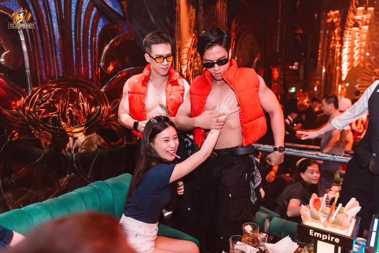 Khoảnh khắc tại Empire Club — music lounge Quận 1